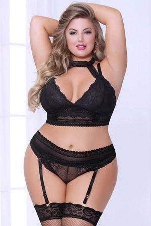 Seven 'til Midnight Plus Size Queen Black Naughty Net Set 1 Seven 'til Midnight Plus Size Queen Black Naughty Net Set